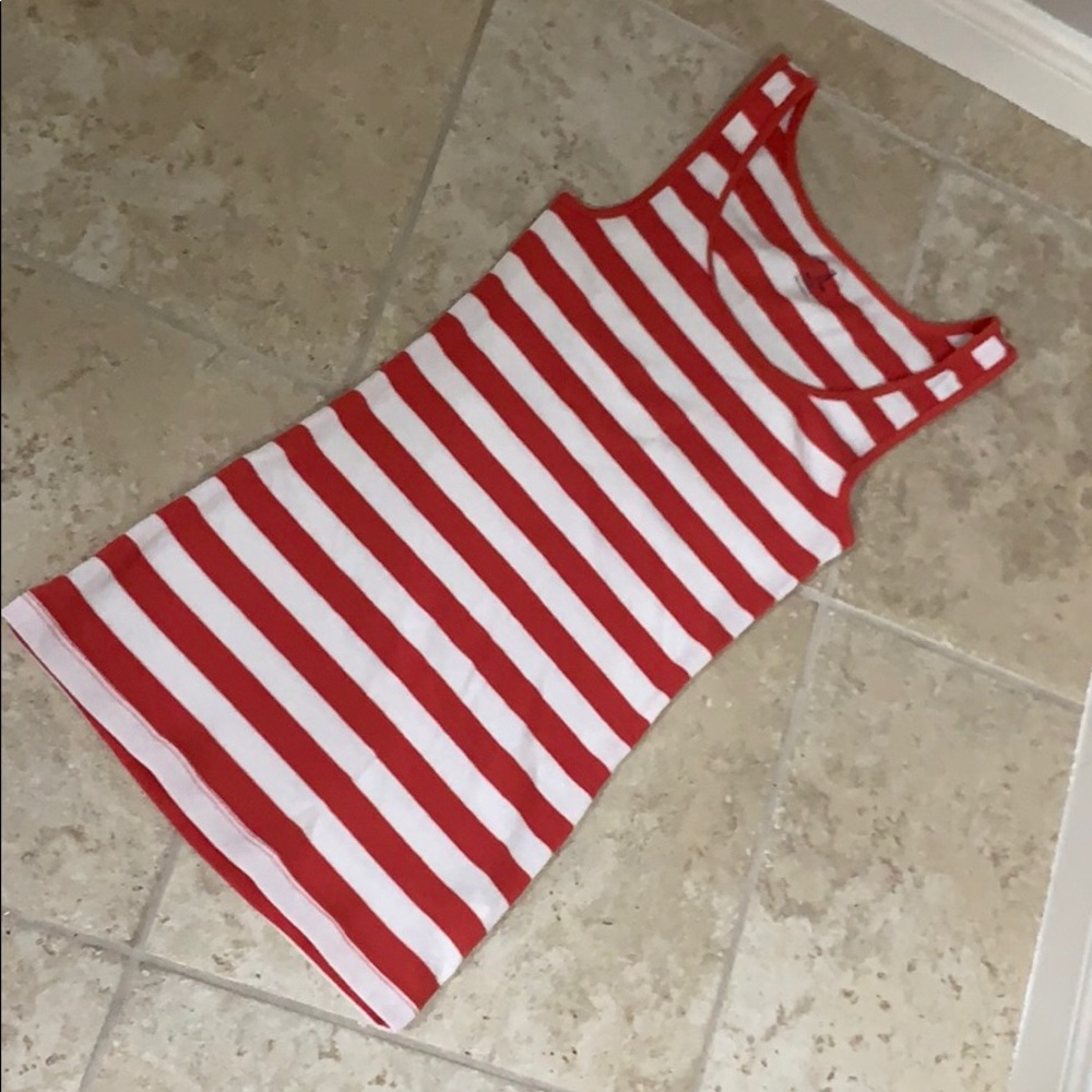 Gap muscle tee, size small